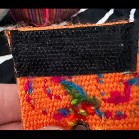 Peruvian Hand embroidered colorful alpaca floral belts - Picture 6 of 7